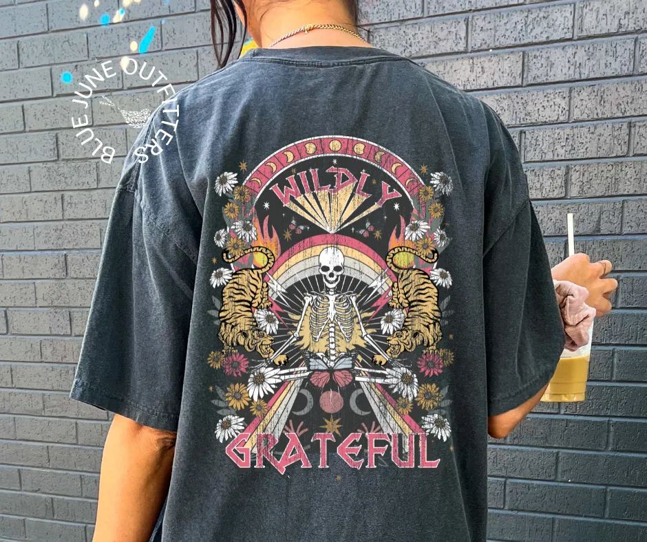 Wildly Grateful Retro Skeleton | Comfort Colors Tee